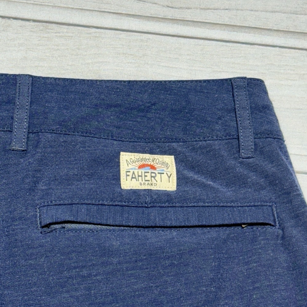 Faherty Shorts Mens 33 Blue Casual All Day Drawstring 8.5" Preppy Performance - Picture 3 of 8